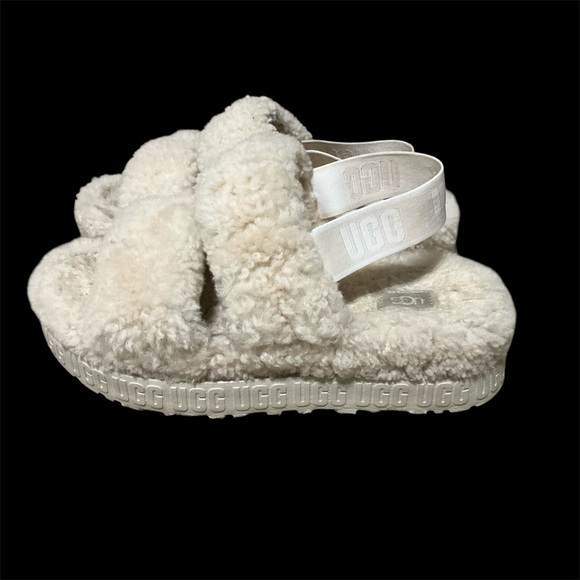 UGG Shoes - UGG WOMENS INVORY  OH FLUFFITA  CREAM WOMENS 9